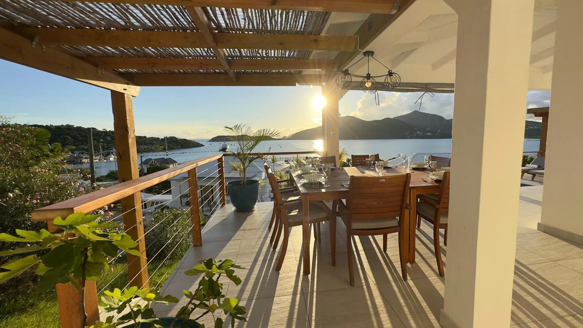 فيلا The White House English Harbour 0*,