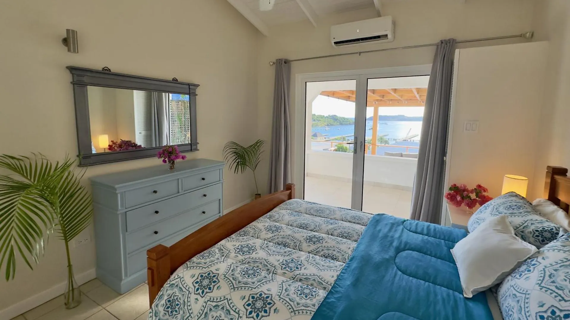 فيلة فيلا The White House English Harbour